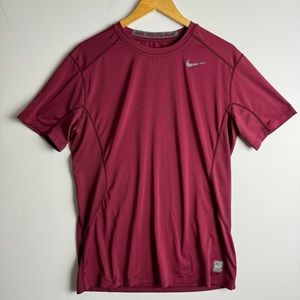 Nike Pro Combat Maroon Shirt Mens Large
Compression Dri-Fit Short Sleeve SZ L